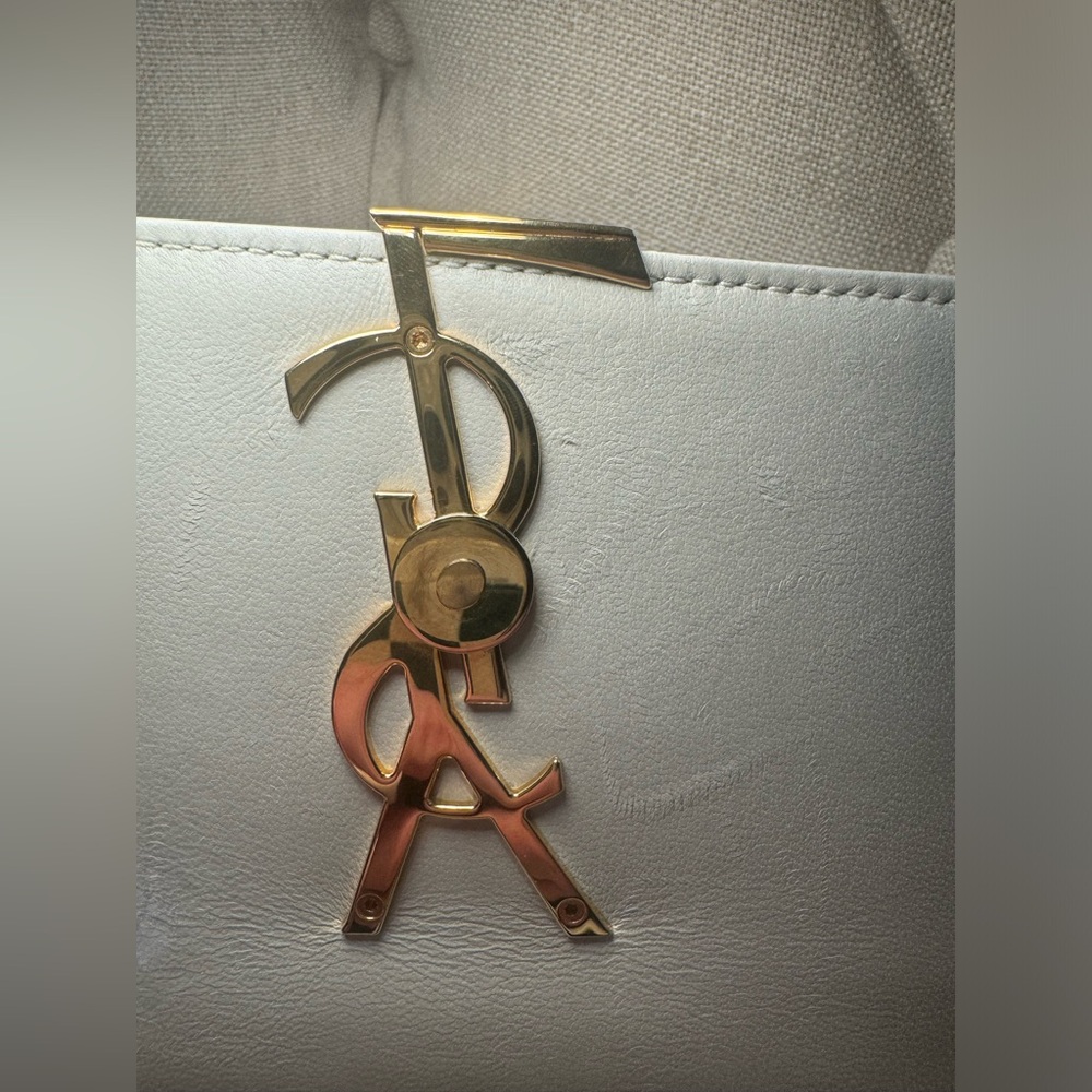 Saint Laurent YSL Small Vicky Chain Bag - Picture 8 of 13
